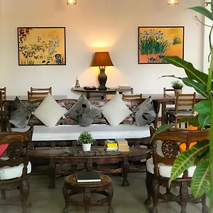 Sayura House Guest house